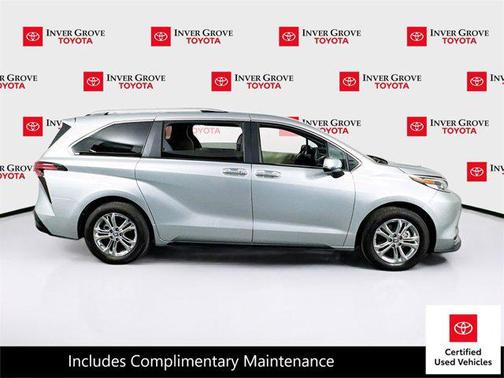 2023 Toyota Sienna Platinum