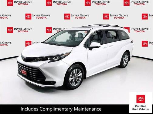 2026 Toyota Sienna XLE