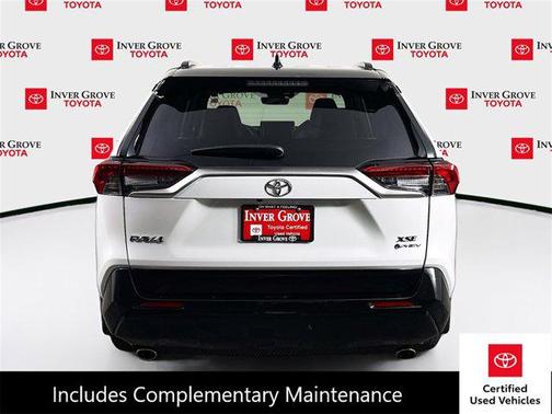 2025 Toyota RAV4 Hybrid SE