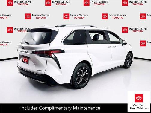 2026 Toyota Sienna Platinum