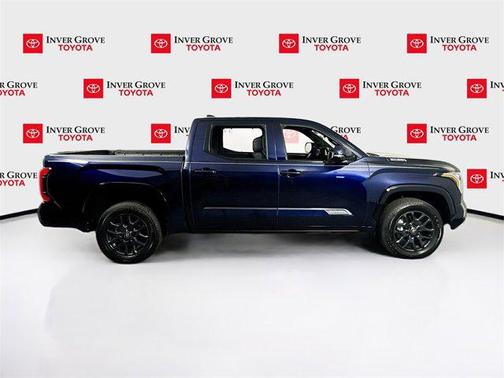 2025 Toyota Tundra Hybrid Platinum