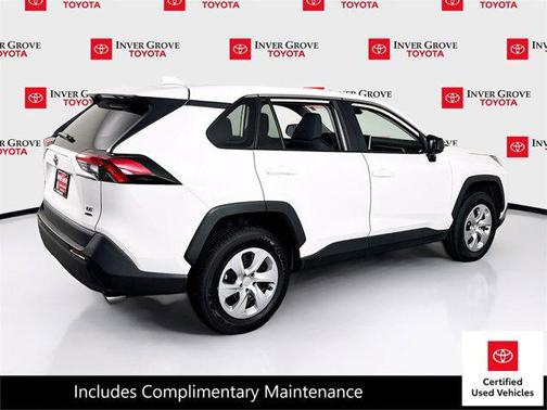 2025 Toyota RAV4 LE