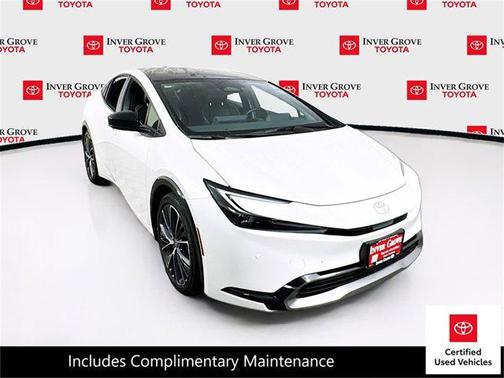 2025 Toyota Prius XLE