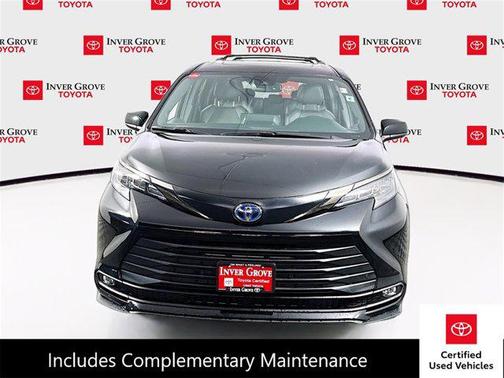 2024 Toyota Sienna Woodland Edition