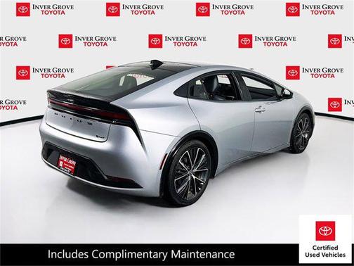 2025 Toyota Prius XLE