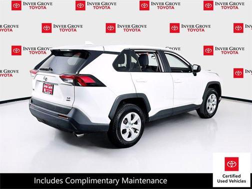 2025 Toyota RAV4 LE
