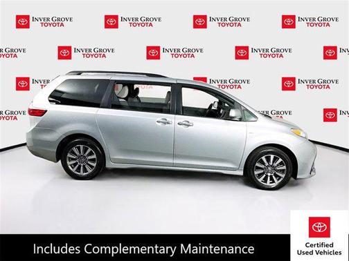 2020 Toyota Sienna LE