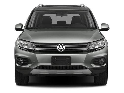 Reflex Silver Metallic 2017 Volkswagen Tiguan 2.0T Wolfsburg Edition