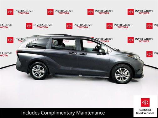 2025 Toyota Sienna XLE 7 Passenger