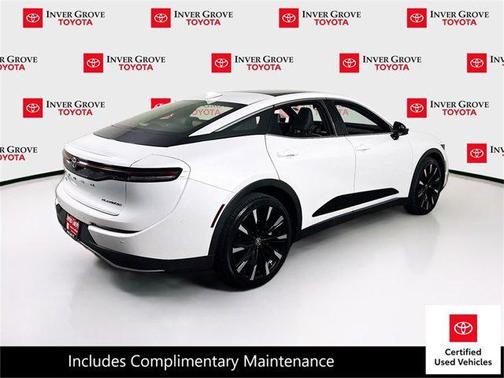 2024 Toyota Crown Platinum