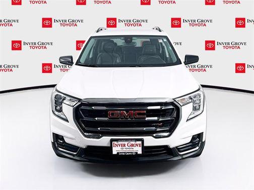 2024 GMC Terrain AWD AT4