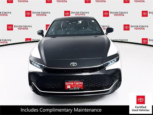 Black 2024 Toyota Crown Platinum