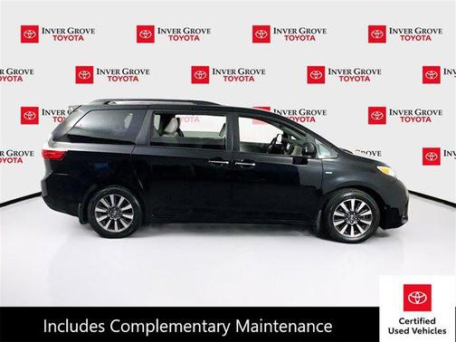 2020 Toyota Sienna XLE