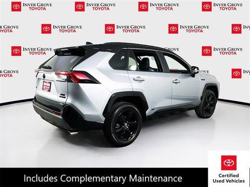 2021 Toyota RAV4 Hybrid SE
