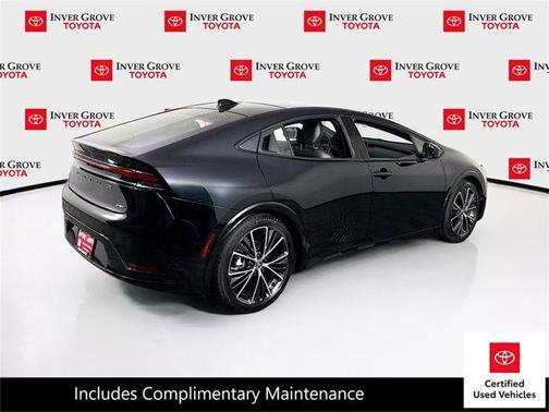 2025 Toyota Prius XLE