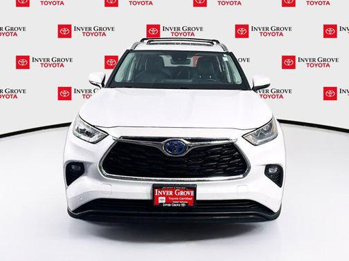 Pearl 2023 Toyota Highlander Hybrid Limited