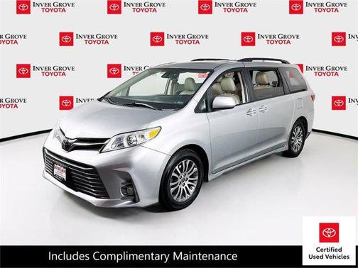 2020 Toyota Sienna XLE