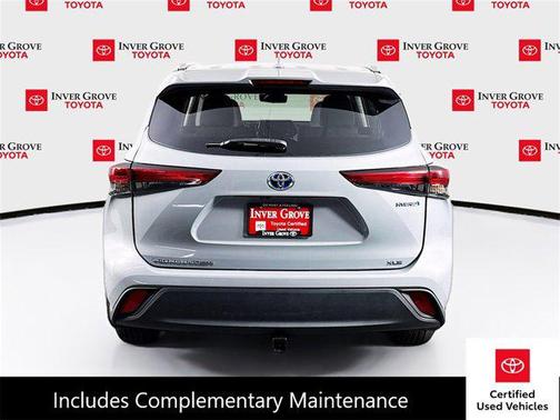 2022 Toyota Highlander Hybrid XLE