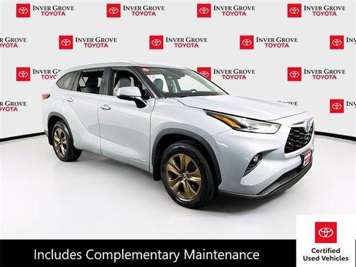 2022 Toyota Highlander Hybrid XLE