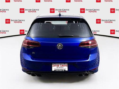 2015 Volkswagen Golf R 4-Door w/DCC & Navigation