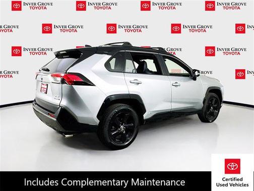 2020 Toyota RAV4 Hybrid SE