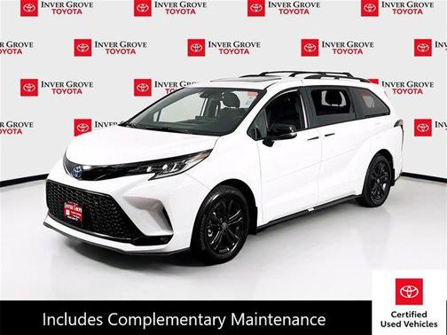 2025 Toyota Sienna XSE 7 Passenger