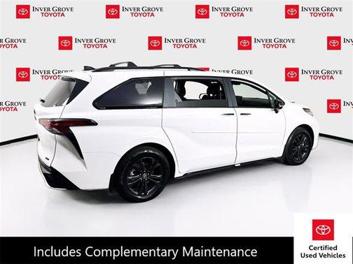 2025 Toyota Sienna XSE 7 Passenger