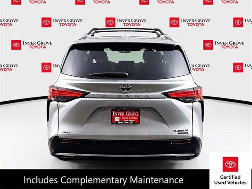 2023 Toyota Sienna Platinum 7 Passenger