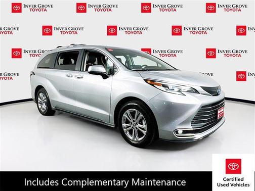2023 Toyota Sienna Platinum 7 Passenger