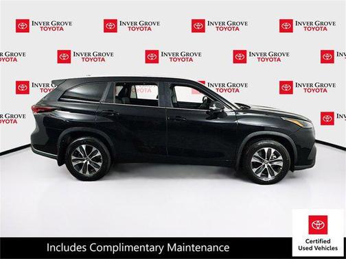 2025 Toyota Highlander XLE