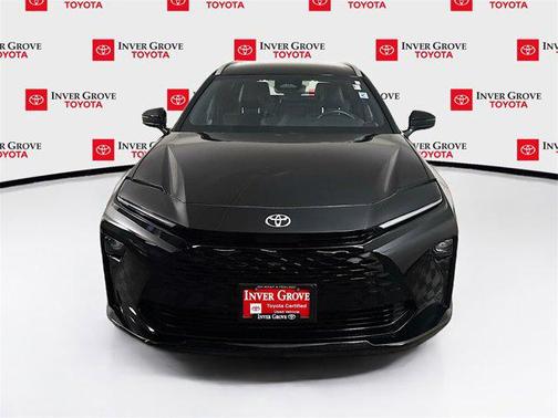 2025 Toyota Crown Signia XLE