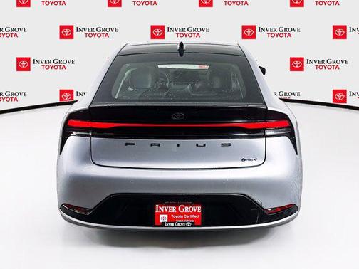 2025 Toyota Prius XLE