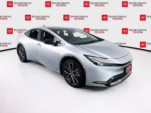 2025 Toyota Prius XLE