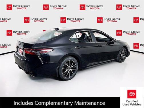 2024 Toyota Camry SE
