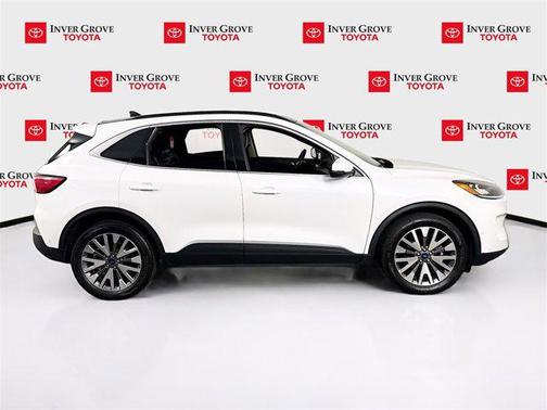 2020 Ford Escape Titanium
