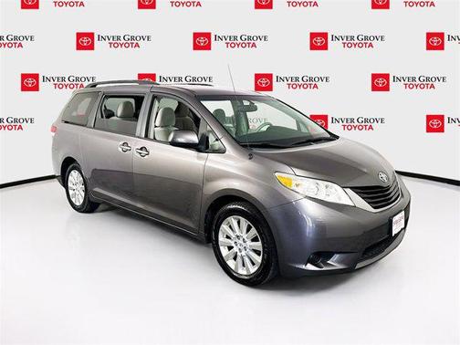 2011 Toyota Sienna LE