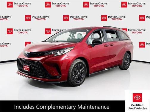 2025 Toyota Sienna XSE 7 Passenger