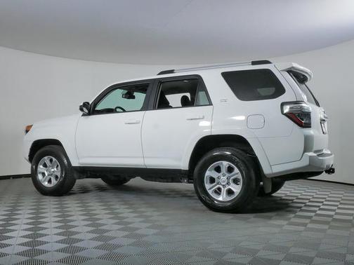 Super White 2021 Toyota 4Runner SR5