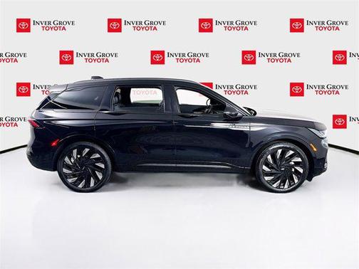 2024 Lincoln Nautilus Reserve