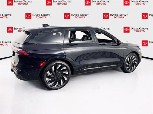 2024 Lincoln Nautilus Reserve