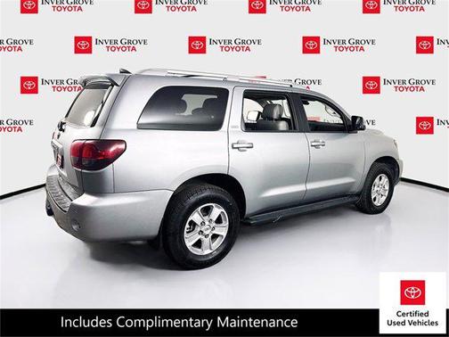 2022 Toyota Sequoia SR5