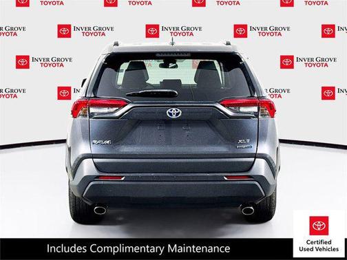 2022 Toyota RAV4 Hybrid XLE