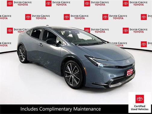 2025 Toyota Prius XLE