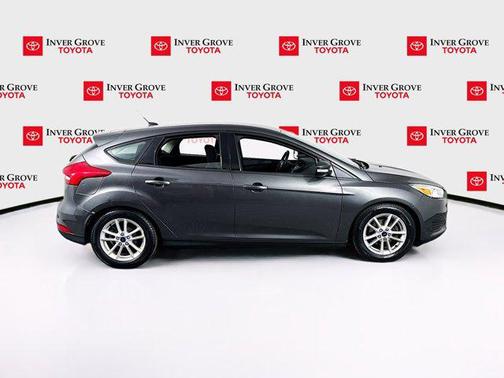 Magnetic 2016 Ford Focus SE