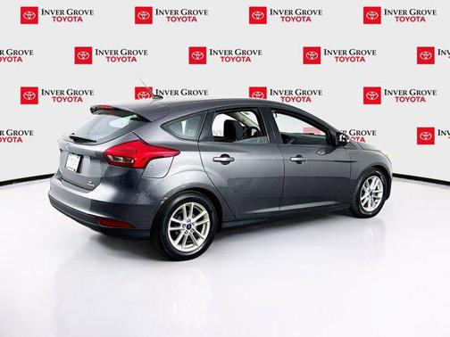 Magnetic 2016 Ford Focus SE