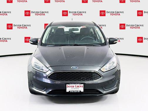Magnetic 2016 Ford Focus SE