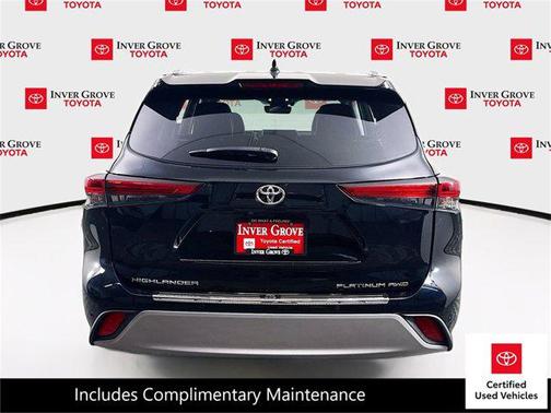 2022 Toyota Highlander Platinum