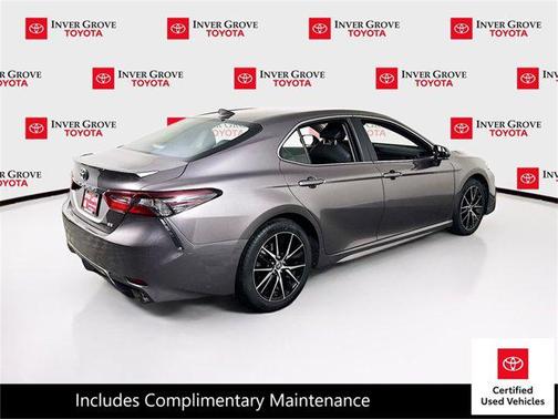 2024 Toyota Camry SE