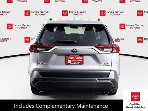 2022 Toyota RAV4 Hybrid XLE