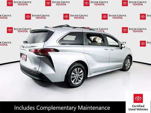 2021 Toyota Sienna XLE 7 Passenger